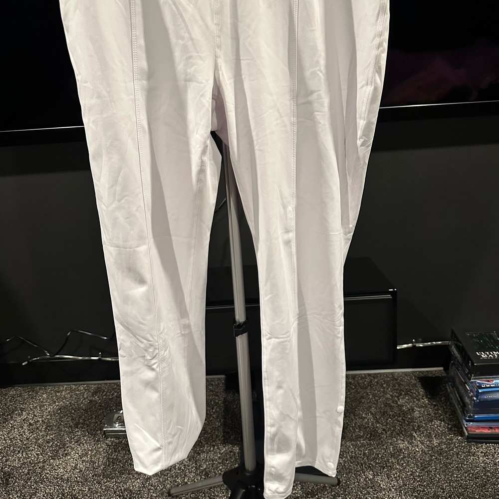 Halara White Control Top Adjustable Length Leggin… - image 6